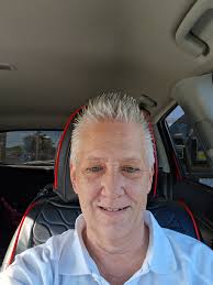 Can someone edit my headshot to look professional?