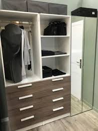 Leroy merlin supports people all around the world improve their living environment and lifestyle, by helping everyone design the home of their dreams and above all, to achieve it. 9 Idees De Dressing Leroy Merlin Maison Deco