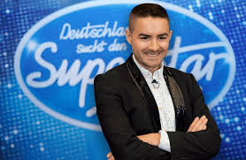 Fernsehen tiefenentspannt am bodensee dieter bohlen und seine jury kollegen suchen talente fur dsds sudkurier. Dsds Sensation Menderes Bagci Bald In Der Jury
