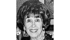 Carol Rommel's Instagram, Twitter & Facebook