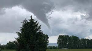 Die tornadosaison ist ja grad voll in gange und die gewittersituation in deutschland bringt sicherlich einige exemplare hervor. Mindestens 46 Tornados In 2020 Unwetteragentur