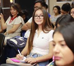 Información sobre becas y...