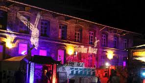 The survivors begin to struggle as they realize they are running out of fresh water. Just Techno Follow The White Rabbit At Der Weisse Hase Berlin 2018 Ra