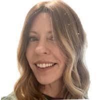 Meredith Vogel's Instagram, Twitter & Facebook