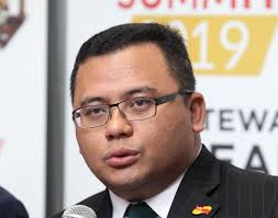 It covers an area of 885 square kilometres, and had a population of 222,261 at the 2010 census (provisional result). Report Clash Of Interests Behind Plan To Degazette Kuala Langat Forest Reserve Edgeprop My
