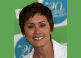 Honey Labrador's fashionable and low-maintenance short haircut