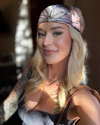 Audrey Drake's Instagram, Twitter & Facebook