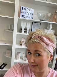 Stop in for a walk-in facial or dermaplane today … here till 3:30