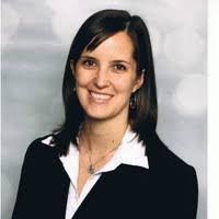 Kelly Strauss's Instagram, Twitter & Facebook