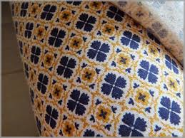 生地 東欧フラワー 四葉 花柄コットンシーチング布地1a 激安生地 mets5chocolate 通販より安い 布地 生地 花柄