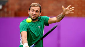 Evans has a wife, emma, and eleven children that are lucky to call him dad. British Number One Dan Evans Goes Out At Quarter Final Stage At Queen S Club