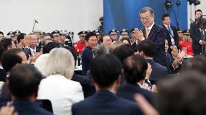 As Daylight Grows South Korea Must Choose Between Sovereignty Or The Alliance With Images Korean President South Korea Korea