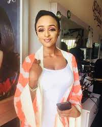 An cewa amina amal tana kama da aljana kuma bata iya. Kalli Zafaffan Hotunan Amina Amal Na Fidda Tsiraici Da Masoyanta Nayi Allah Wadai Hausaloaded Com