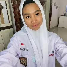 I love how affectionate puscats are. I had 5 cats, all passed now and I'm  still in morning for them and miss their cuddles every day. My little dog  even misses them.