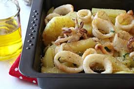 Calamari E Patate Al Forno Ricetta Secondo Piatto E Contorno