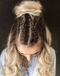 If You Re Like Me You Re Probably A Busy Girl Who Barely Has Time To Sleep With All Of The Things Happening Greasy Hair Hairstyles Easy Hairstyles Hair Styles