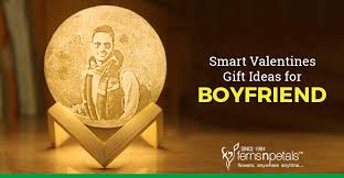 These couple gifts and coupon books will make a great creative present. 10 Smart Valentine S Day Gift Ideas For Your Boyfriend Ferns N Petals Singapore