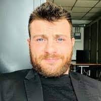 Justin Schiele's Instagram, Twitter & Facebook