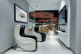 Please backup data before returning to the factory settings, it is because return to the factory settings will delete all the data in the device. Samsung Re Opens Premium Customer Care Center In Plaza Low Yat Nasi Lemak Tech