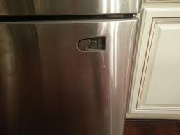 This genuine replacement freezer compartment door is compatible with balay, bosch, de dietrich, gaggenau, kuppersbusch, miele, neff, siemens and solitaire freezers and fridges. Fixed Rfg237aars Samsung Broken Freezer Door Handle Applianceblog Repair Forums