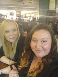 My sister, hubby and two young children are visiting this month and would  like to go to a pub that has a pool table. Ideally, they would like a meal  there as