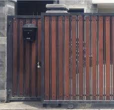 Poin pembahasan terbaru 31+ harga pembuatan pagar rumah 2020 adalah : 30 Model Pintu Pagar Kayu Minimalis