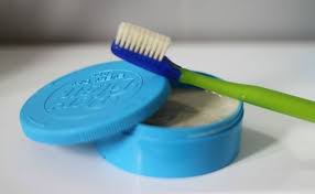 Dentifrice Maison Deux Recettes Faciles Et Economiques Dentifrice Diy Dentifrice Dentifrice Solide