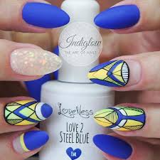 Layered hairstyles wins over enough votes in the beauty world to be considered an absolute favorite. Pin On Beautiful Nail Ideas By Loveness