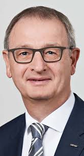 TecnoMetal entrevista Wilfried Schäfer Tratamento estatístico de dados  Caracterização e forjabilidade de ligas de latão com