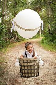 Hot Air Balloon Prop In Less Than 10 Steps Anythingicando Diy Hot Air Balloons Hot Air Balloon Party Hot Air Balloons Photography