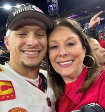 Patrick Mahomes' mom shares curious post after Brittany drama