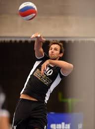 Un mois de folie pour la famille aragoland. Jo Van Decraen Famous Volleyball Players Volleyball Photography Coaching Volleyball