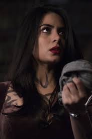 Shadowhunters" Familia Ante Omnia (TV Episode 2018)