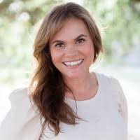 Jill Cross's Instagram, Twitter & Facebook