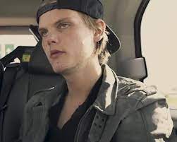 The avicii subreddit has understandably been popping off since fans saw the edm musician's name in connection with the anonymous leaks. People Aren T Happy With Avicii S Management After This Chilling Scene In His Capital