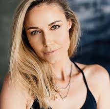 Tracy Mcgregor's Instagram, Twitter & Facebook