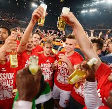 Maybe you would like to learn more about one of these? Rheinische Euphorie 1 Fc Koln Feiert Baldigen Bundesliga Abstieg Welt