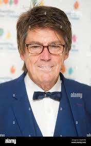 Mike Chase's Instagram, Twitter & Facebook