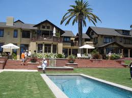Reflecting Pool In Backyard Of This Huge Home Garden Tour Of Homes In Banker S Hill San Diego Backyard House Home