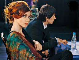 Сериал вышел на экраны в декабре 2009 года на украинском телеканале «интер». Serial Verbnoe Voskresene 2009 Smotret Onlajn 1 Sezon 1 8 Seriya Besplatno