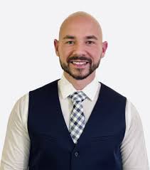 Are there any adult women's softball leagues in the area for summer?