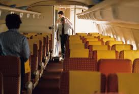 United Airlines 737 200 Cabin Aircraft Interiors Airline Interiors Vintage Aircraft