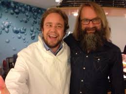 Vi ser at trafikken øker med opptil 800 % i reklamepausene. Empo Tv On Twitter Erling Dumper Stadig Borti Denna Fyren Bareegilband Tvnorge Brilletvn Brille Http T Co Sxzci1rwot