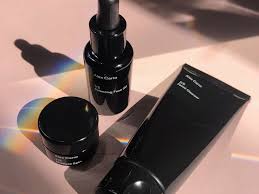 If you're looking to support small, mostly women owned businesses, this is the place to best indie makeup companies to try in 2020. Best Indie Beauty Brands Skincare Haircare Makeup