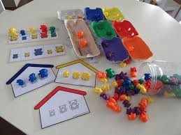 Epingle Par Ophelie Sur Mes Enregistrements En 2020 Jeux Maternelle Couleurs D Age Prescolaire Ours