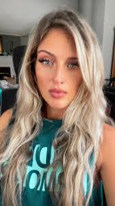 Kayla Brunson's Instagram, Twitter & Facebook