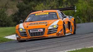 How many issues have been reported for each model year of the audi r8, and how many are major issues affecting the engine and powertrain? History Of Audi R8 Lms