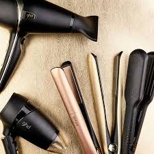 Tout Le Materiel Ghd Est En Vente Chez Vision Hair Que Vous Cherchiez Le Styler Ghd Platinum Le Ghd Gold Le Seche Cheveux G Seche Cheveux Styler Ghd Cheveux
