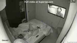 IPCAM – European mother masturbates watching porn - EroMe