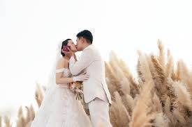 2 váy cưới của Minh Hằng hơn nửa tỷ đồng - Báo Phụ Nữ